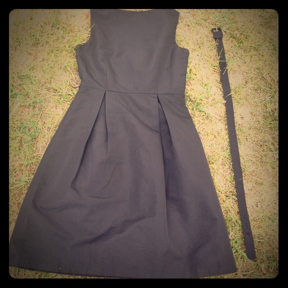 Merona Dresses & Skirts - Merona Little Black Dress w/Belt